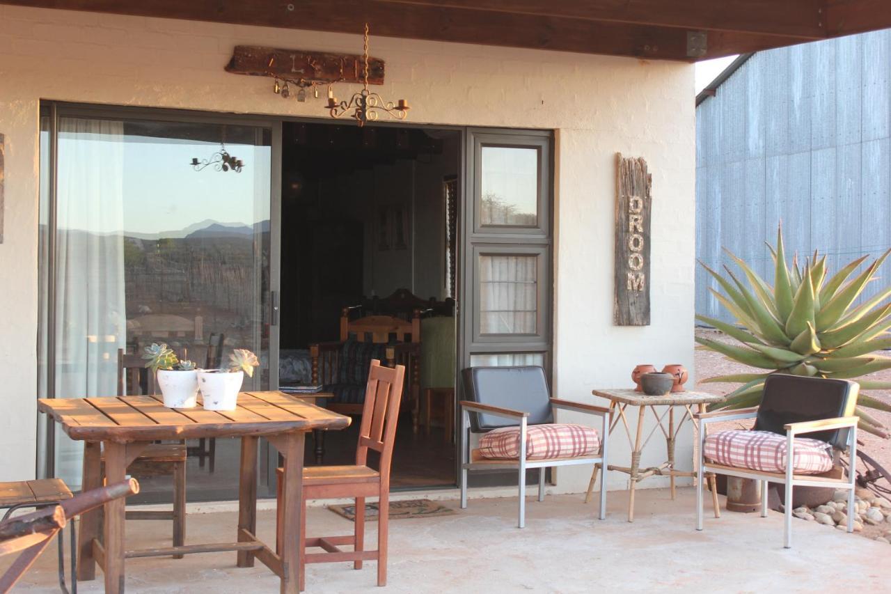 Pureplaas Self Catering Volmoed Oudtshoorn Klein Karoo Apartment ภายนอก รูปภาพ