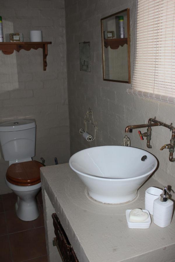 Pureplaas Self Catering Volmoed Oudtshoorn Klein Karoo Apartment ภายนอก รูปภาพ